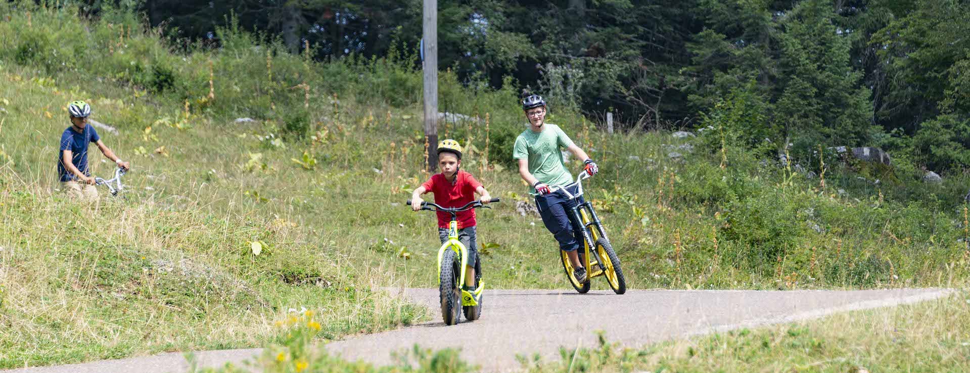 Velo-Transport mit dem Sessellift von La Robella